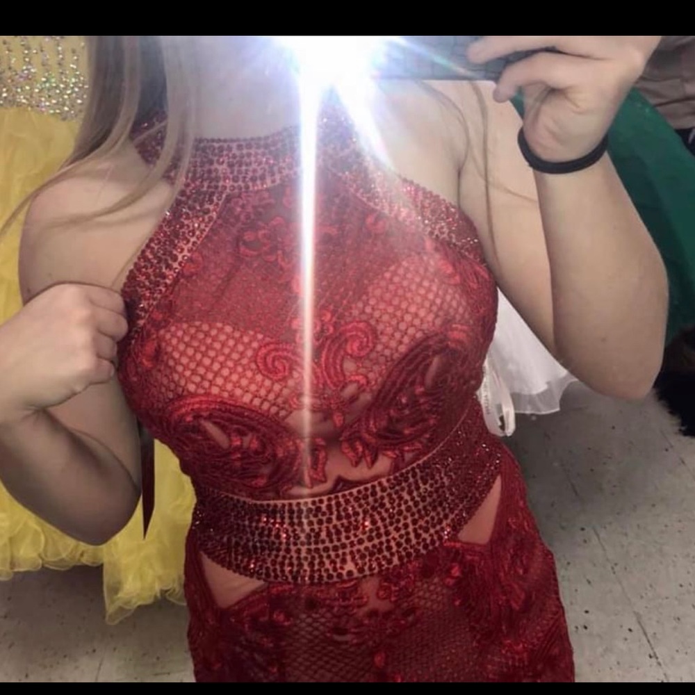 Prom Dress - Picture 2 of 6